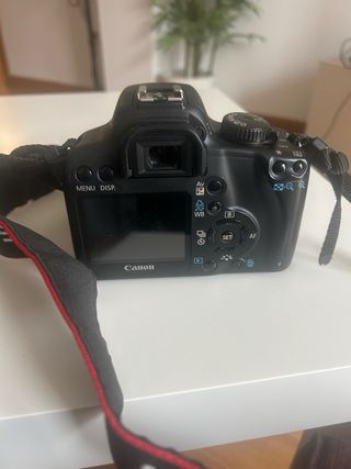 Canon EOS 77D + Objetivo 18-55mm IS STM