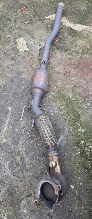 Linea escape Golf V Terminación R32