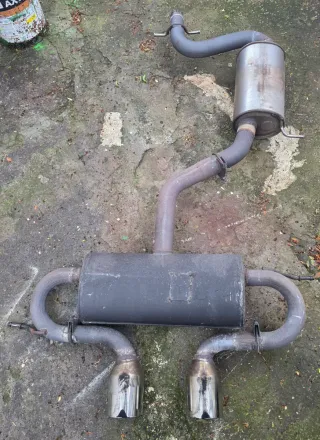 Linea escape Golf V Terminación R32