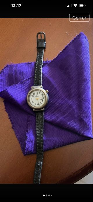 Reloj señora antigüo, números grandes