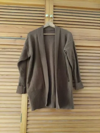 Rebeca larga marrón sin estrenar