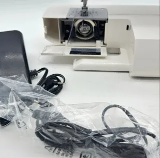 Máquina de Coser Singer Brilliance 6180