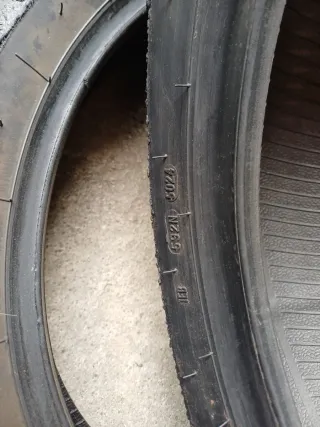 Neumáticos Metzeler Racetec RR Slick 120/70-17 y 2