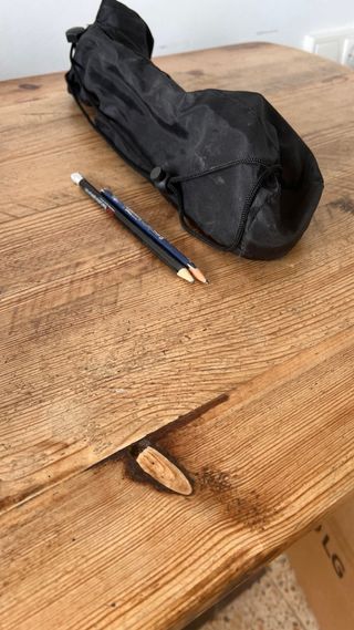 Mesa de madera y metal hecha a mano, diseño