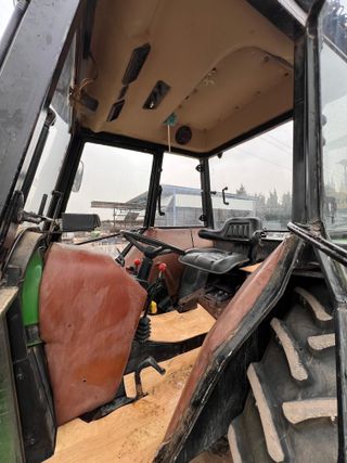 Tractor John Deere 2450M en perfecto estado