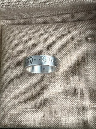 Anillo Gucci original de plata – Talla 13