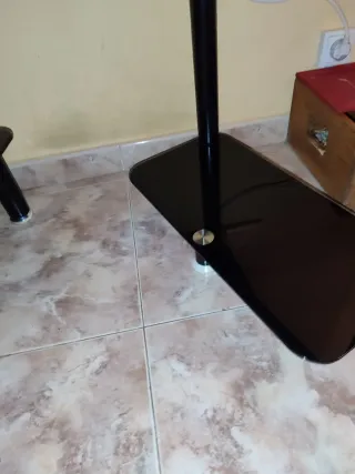 Mesa de ordenador cristal negro