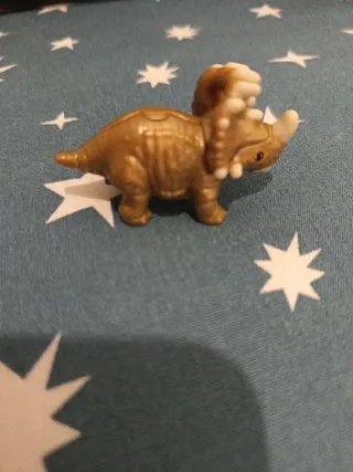 Dinosaurio Huevo Kinder Colección