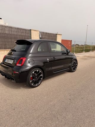 Abarth 595 2019