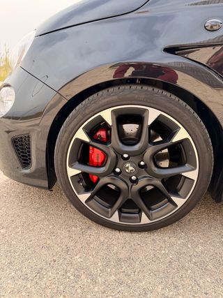Abarth 595 2019