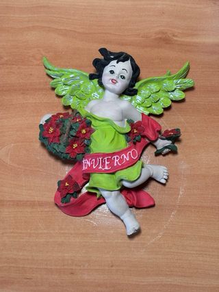 Ángel de pared cerámica pintado a mano