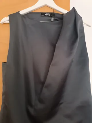 Vestido Mango Premium gris satinado nudo