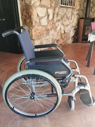 Silla de ruedas seminueva