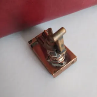 Mechero antiguo cobre