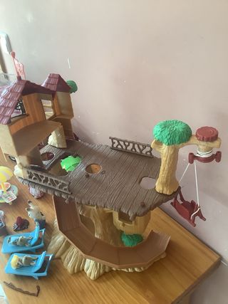 Lote Casa Árbol y Coche Camping