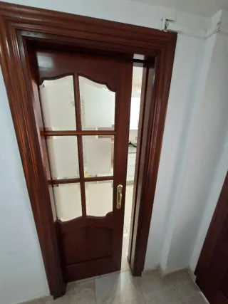 Set Puertas de madera maciza en nogal