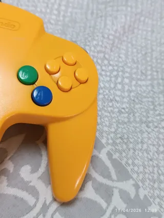 Mando Nintendo 64 Amarillo + Star Wars N64