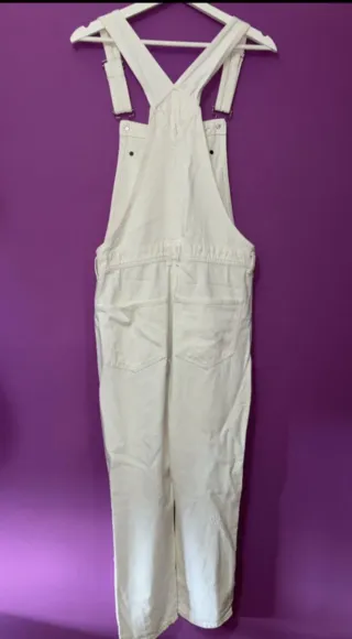 Peto blanco mujer con rotos