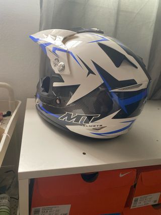 Casco de moto off-road