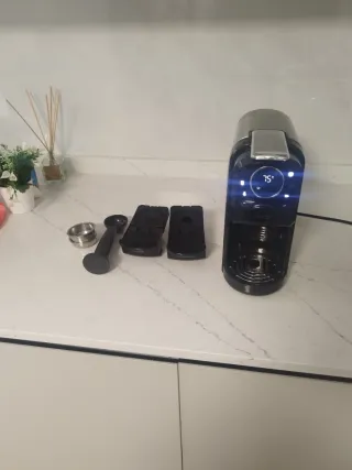 Cafetera Dolce Gusto 75°