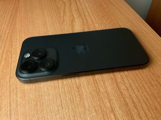 iPhone 15 Pro Apple