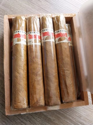 Puros ,Capote y Tamboril-República Dominicana