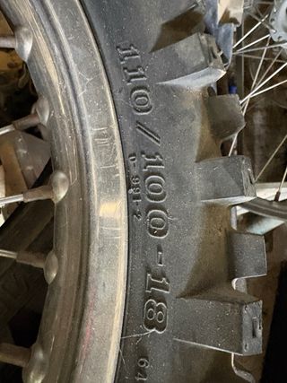 Rueda delantera y trasera moto 49cc