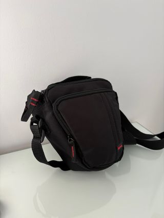 Canon EOS 1300D + Objetivo + Trípode