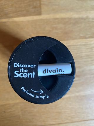 Perfume Divain 381