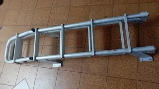 Escalera telescópica de aluminio