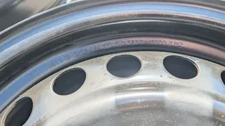 Llantas Hyundai Kona con tapacubos y sensor TPMS