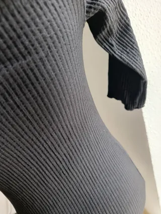 Vestido fiesta negro escote Bardot