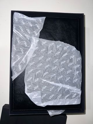 Caja de joyería Wolf negra y beige