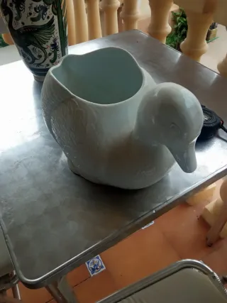 Figura de pato centro de mesa