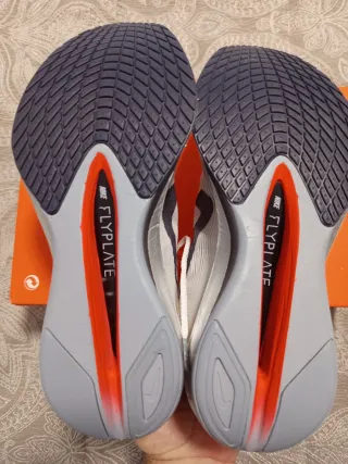 Nike ZoomX Vaporfly Next 4 Talla 42 y 42.5