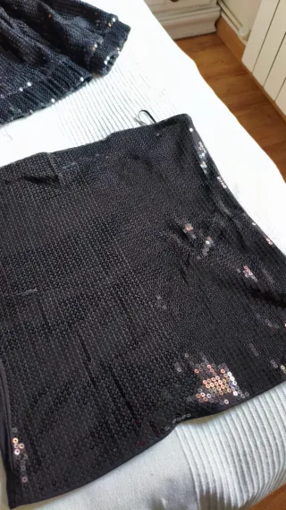 Top lentejuelas negro