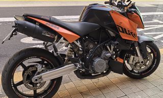 Super Duke 990
