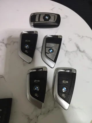 15 llaves mando coches lujo BMW Mini Porsche