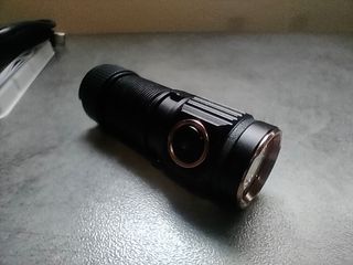 Linterna LED Trustfire MT10 1050 Lúmenes