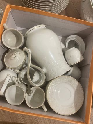 Vajilla y juego de café de porcelana