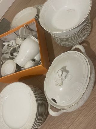 Vajilla y juego de café de porcelana