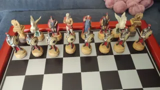 Ajedrez de colección figuras romanas