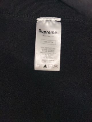 Sudadera Supreme Negra