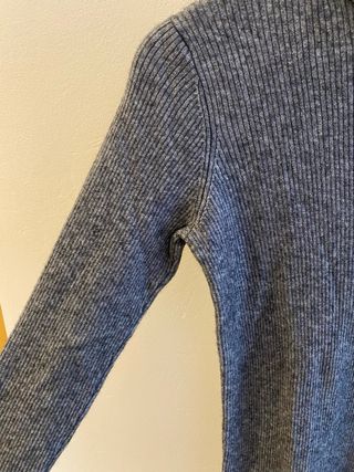 Vestido midi entallado de lana gris Massimo Dutti