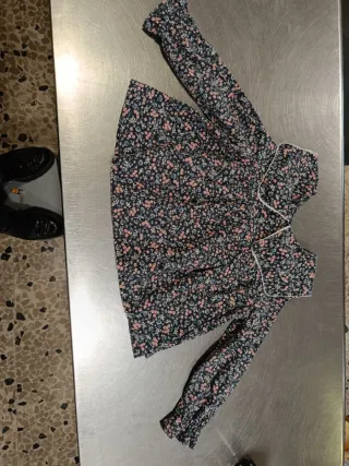 Blusa niña manga larga floral