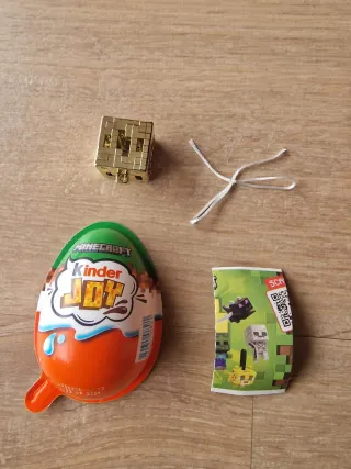 Kinder Joy Minecraft Steve