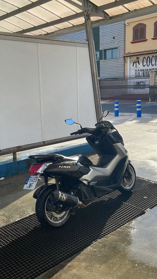 Yamaha Nmax 125 Maxi Scooter