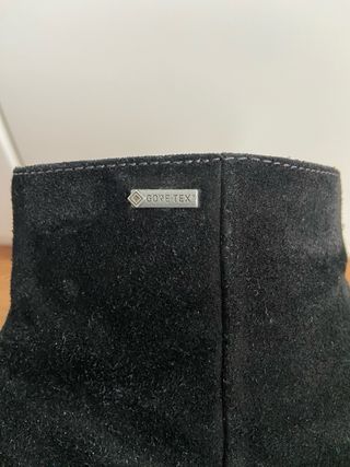 Botines Hogl tacón negros ante