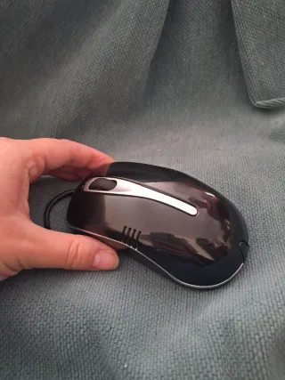 Ratón USB Negro y Plateado
