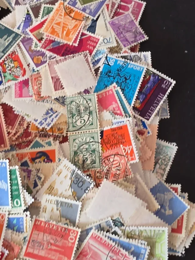 Liquidación 500 sellos Suiza.